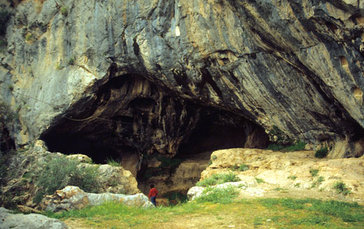 Пещера Караин Магарасы
